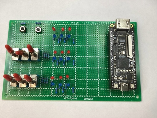 Макетная плата троичного вычислителя на FPGA.